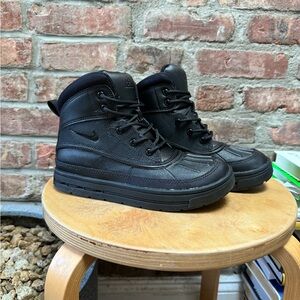 Nike boys kids hiking snow rain outdoor camp acg boots sneakers shoes high top